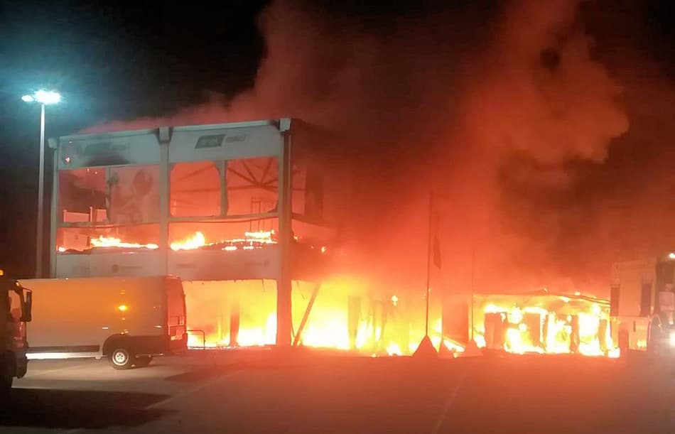 Grande incêndio destrói todo o equipamento da MotoE em Jerez