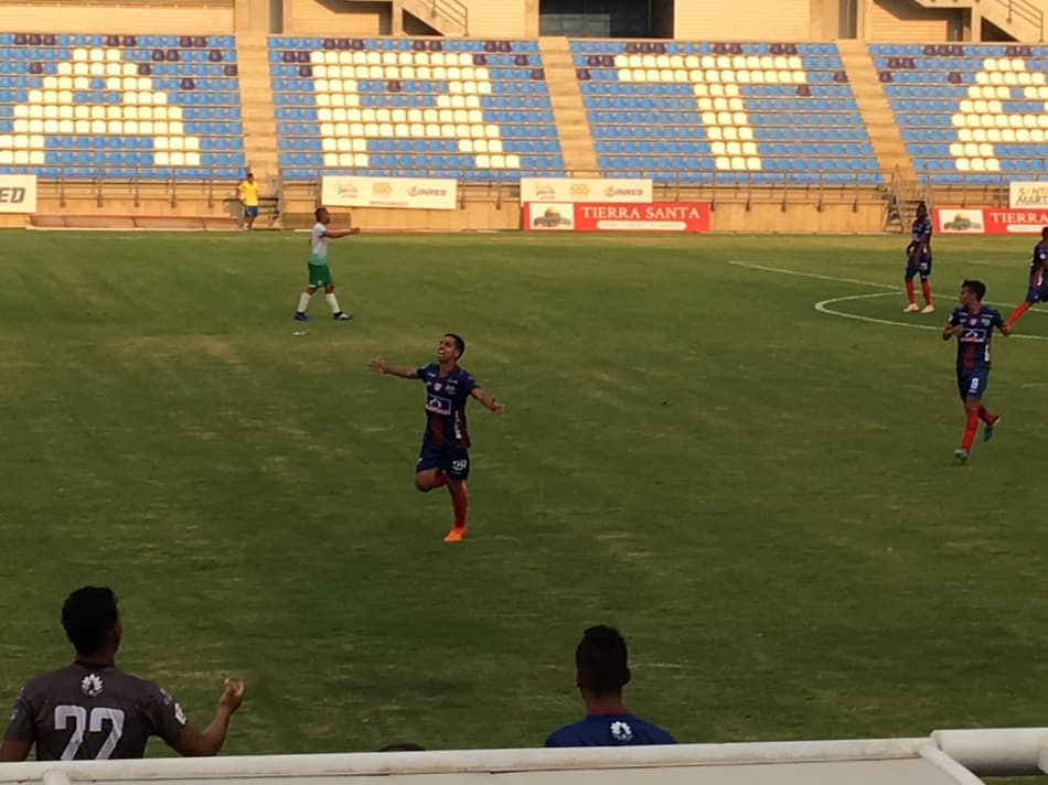 Ex-Santos brilha em jogo de estreia na Copa Colômbia