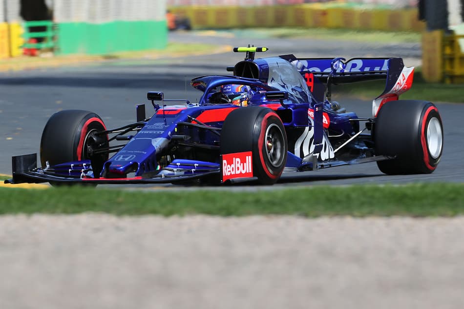 Alexander Albon fala em “realização de sonho” ao receber convite da Toro Rosso