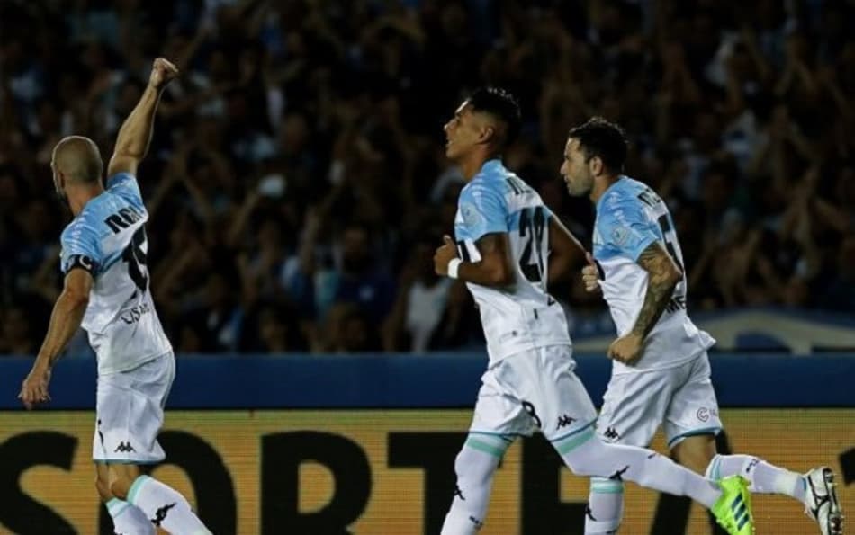 Defensa y Justicia perde e Racing fica ainda mais perto do título argentino