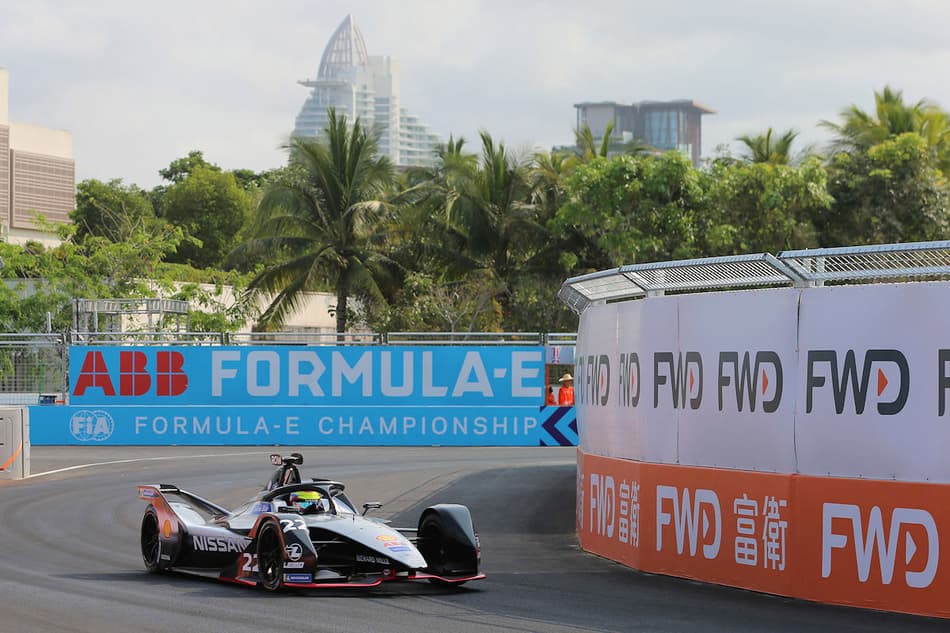 Rowland afirmou que suas defesas no ePrix de Sanya foram dentro das regras