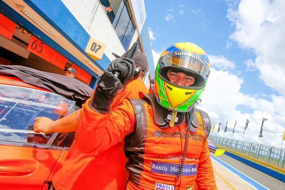 Mercedes-Benz Challenge: Fonseca e Simão ficam com as poles em Goiânia