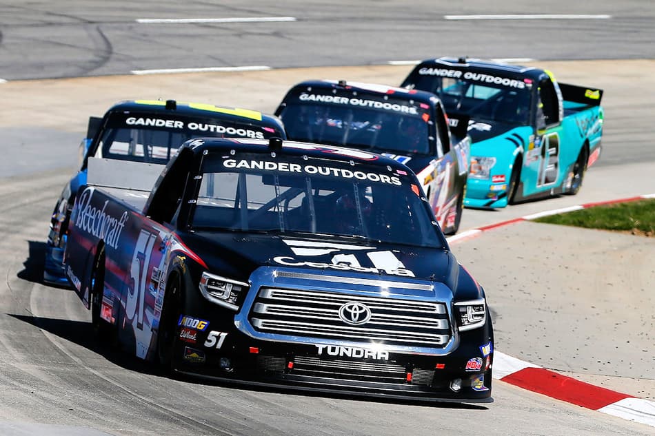 Truck Series: Em Martinsville, Kyle Busch conquista a 201ª vitória de sua carreira
