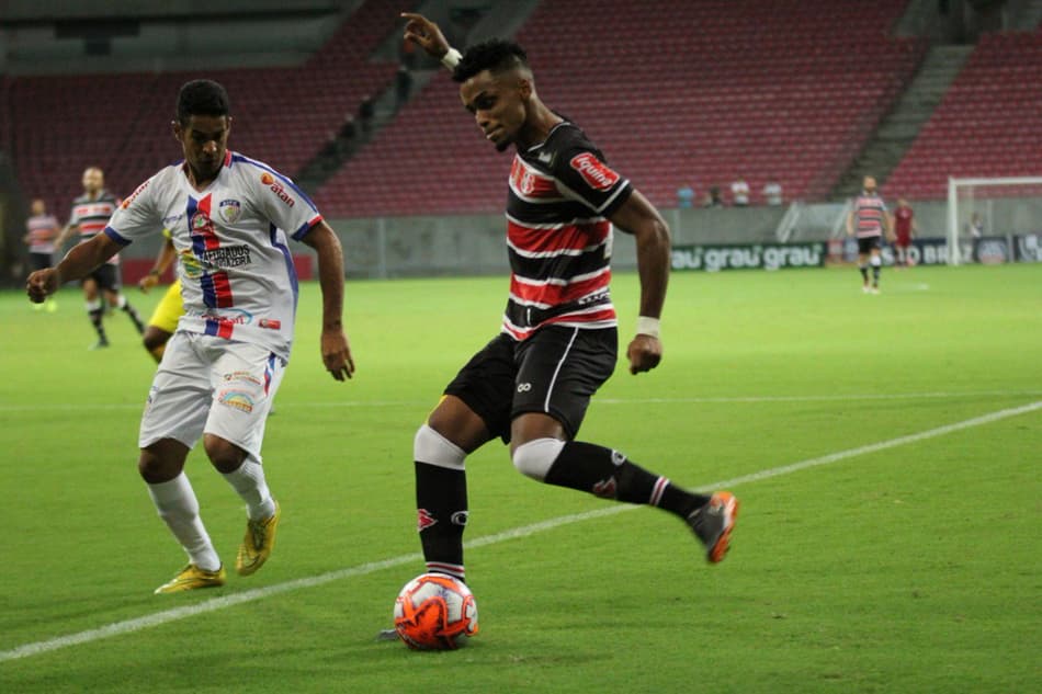 Para garantir "trio de ferro" completo, Santa Cruz recebe o Afogados no Pernambucano