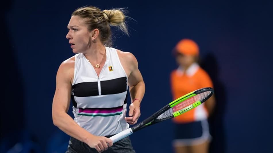 Halep vai à semifinal em Miami e se aproxima do número 1