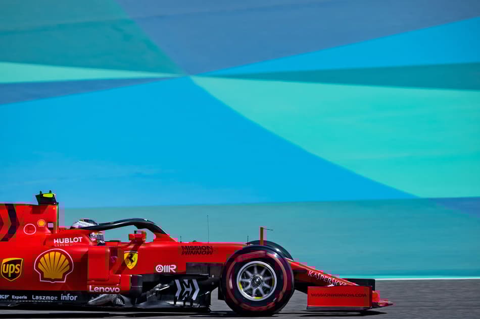 Problema de curto-circuito no carro de Leclerc nunca tinha acontecido antes