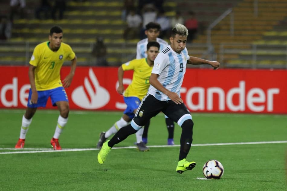 Brasil é derrotado pela Argentina e está fora do Sul-Americano Sub-17