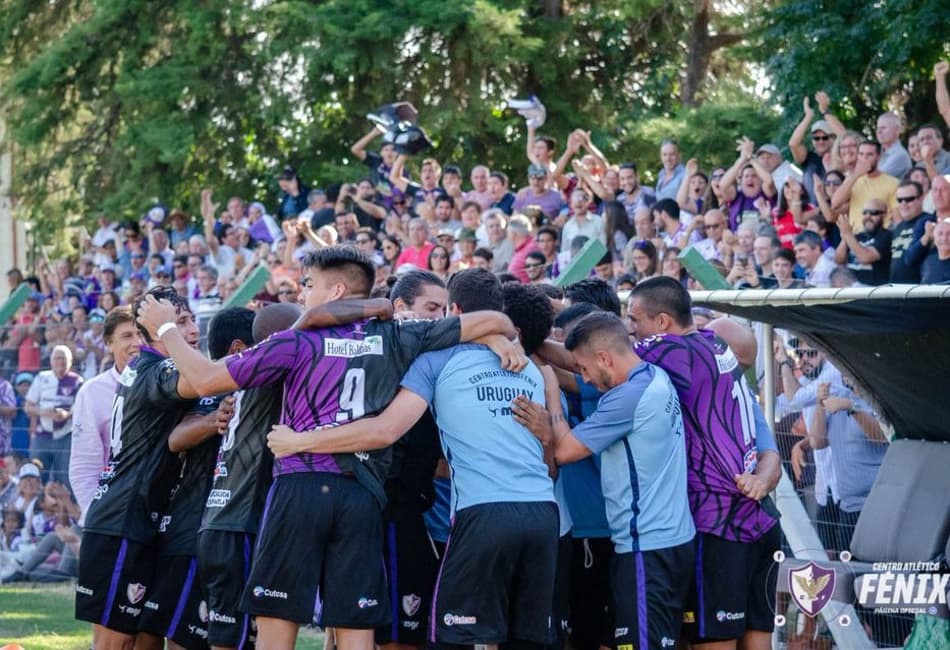 Fénix toma a liderança do Peñarol no Campeonato Uruguaio