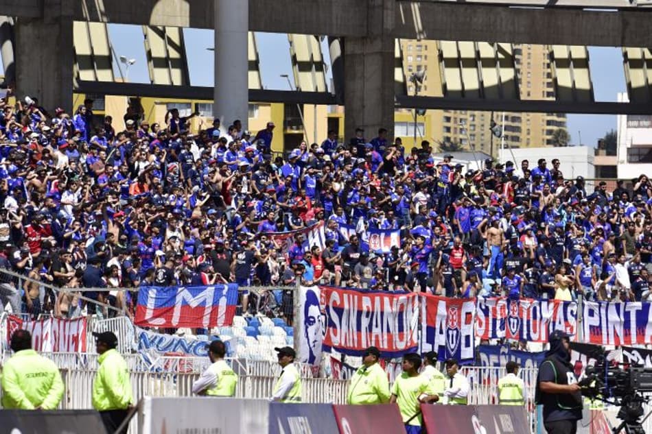 Torcida da Universidad de Chile faz reclamação inusitada sobre estádio rival
