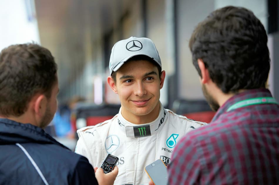Ocon minimiza rumores sobre a Haas