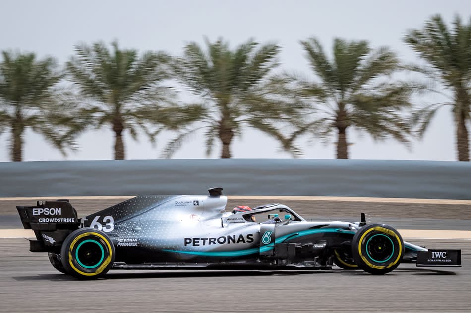 Testes da F1 no Bahrein: guiando pela Mercedes no 2º dia, Russell faz o melhor tempo no 'combinado'