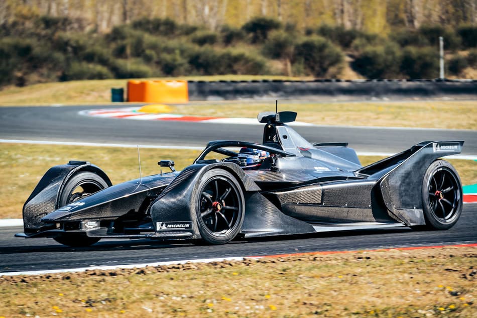 Agaghe acredita que pode haver cooperação da Fórmula E com a F1