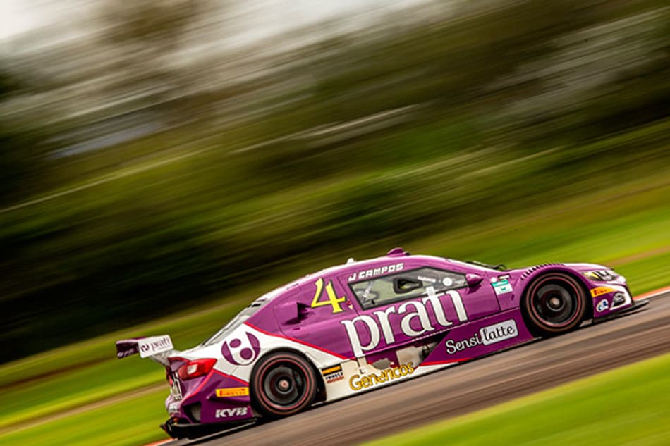 Stock Car: Julio Campos larga entre os 10 primeiros no Velopark