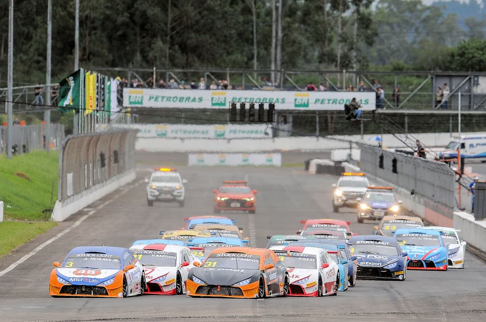 No Velopark, Salas e Baptista abrem o ano com vitória na Stock Light