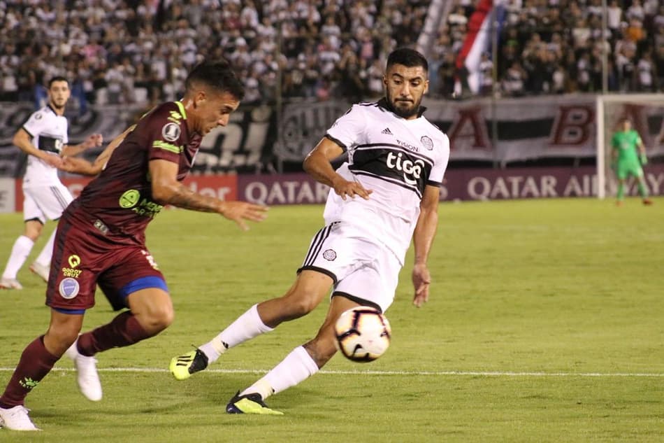 Olimpia derrota Godoy Cruz e dispara na liderança do grupo C
