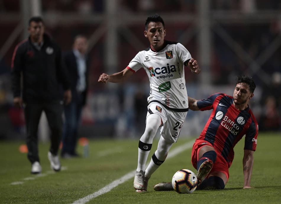 San Lorenzo vence Melgar e se afasta na tabela do Palmeiras