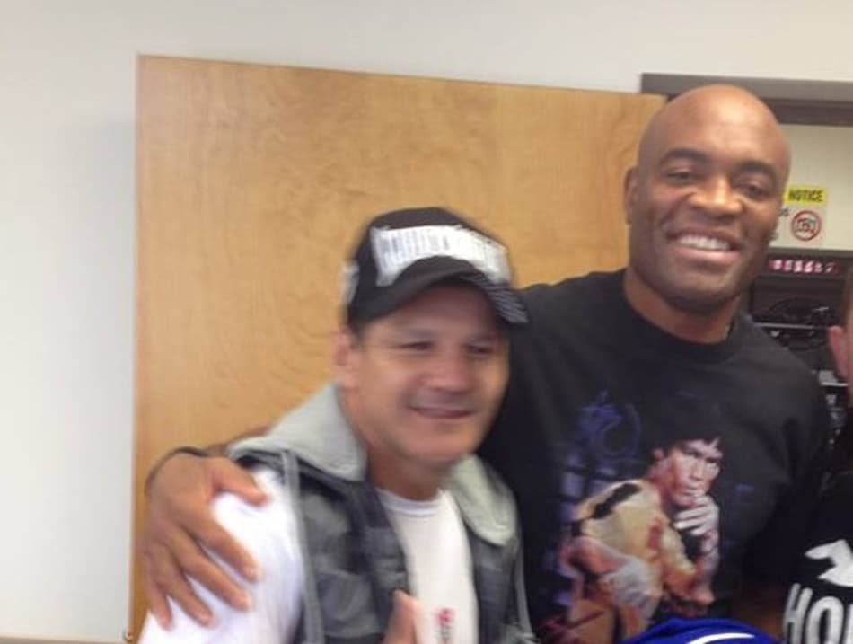 Ex-treinador de Anderson Silva agride ex-aluno em Curitiba