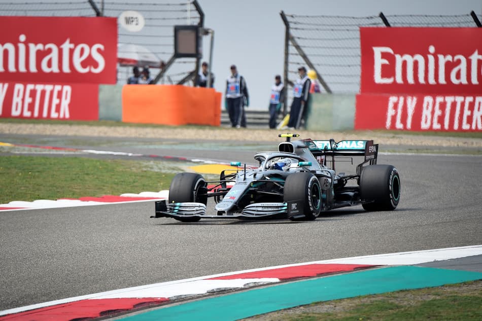 GP da China: Valtteri Bottas mantém a Mercedes à frente no último treino em Xangai