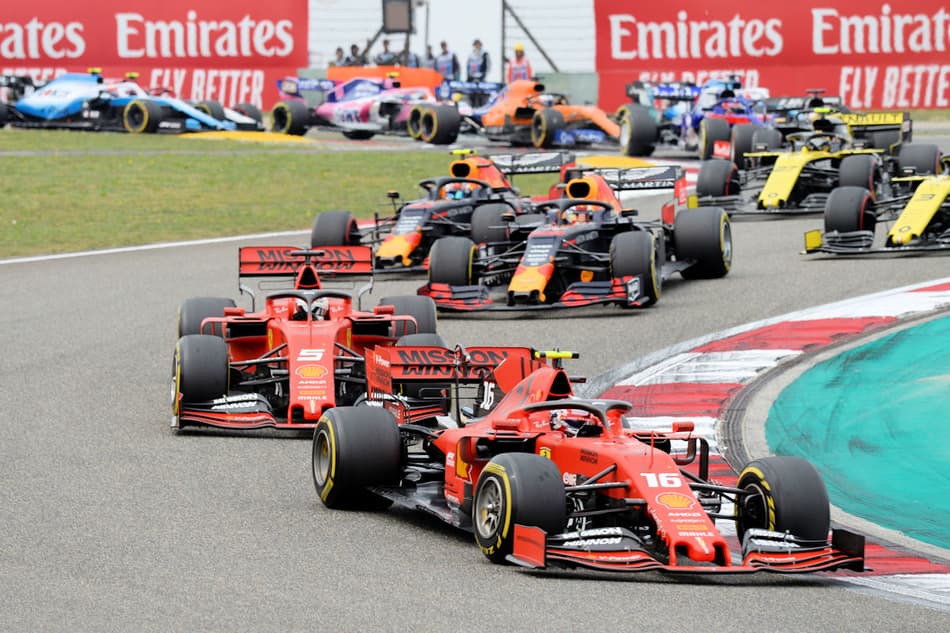 Ferrari pediu para Leclerc deixar Vettel passar