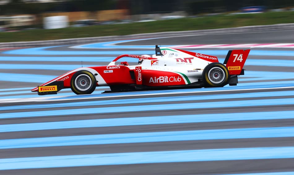 Enzo Fittipaldi estreia com pole, vitória e 100% de pódios nas três corridas em Paul Ricard