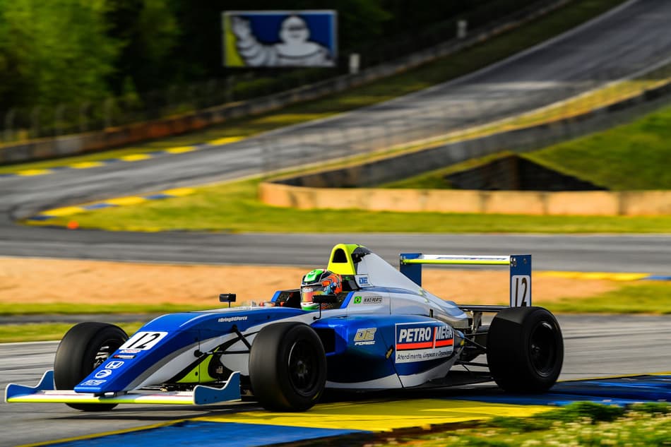 Kiko Porto fica entre os mais rápidos nos primeiros treinos da F4 americana