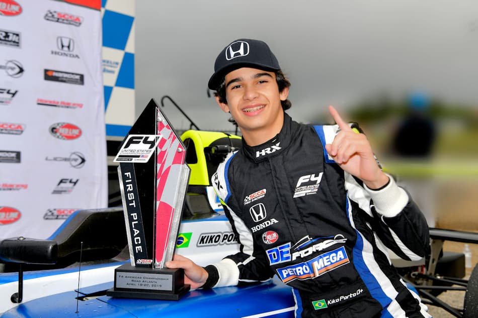 Kiko Porto é o líder da F4 americana após vitória e pódios