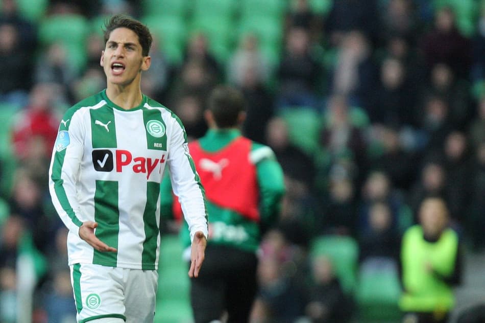 Barcelona está muito próximo de contratar jovem meia holandês