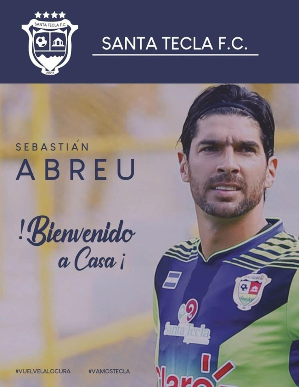 Apesar de função de técnico, Loco Abreu quer também atuar em El Salvador