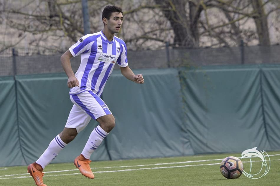 Zagueiro ítalo-brasileiro comemora acesso à elite na base do Pescara