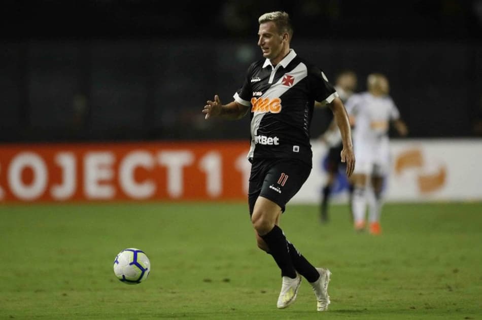 Contra histórico e má fase, Vasco encara o Corinthians em Manaus