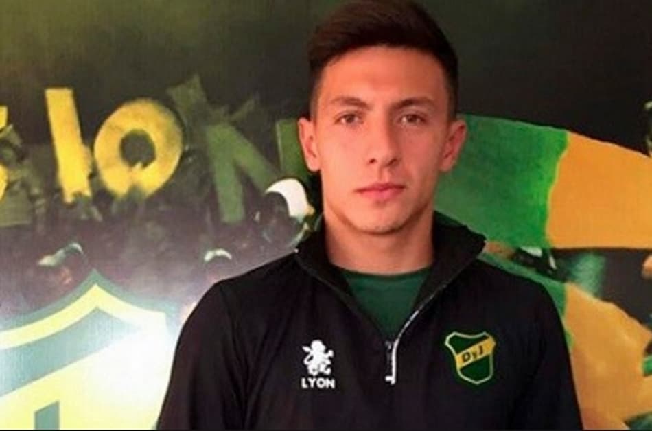 Zagueiro sul-americano perto de ser anunciado pelo Ajax; Confira