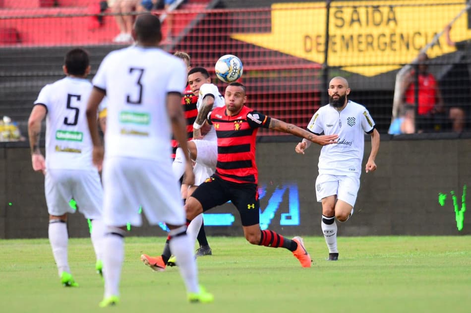 Sport insiste, mas não sai de empate sem gols contra o Figueirense em Recife