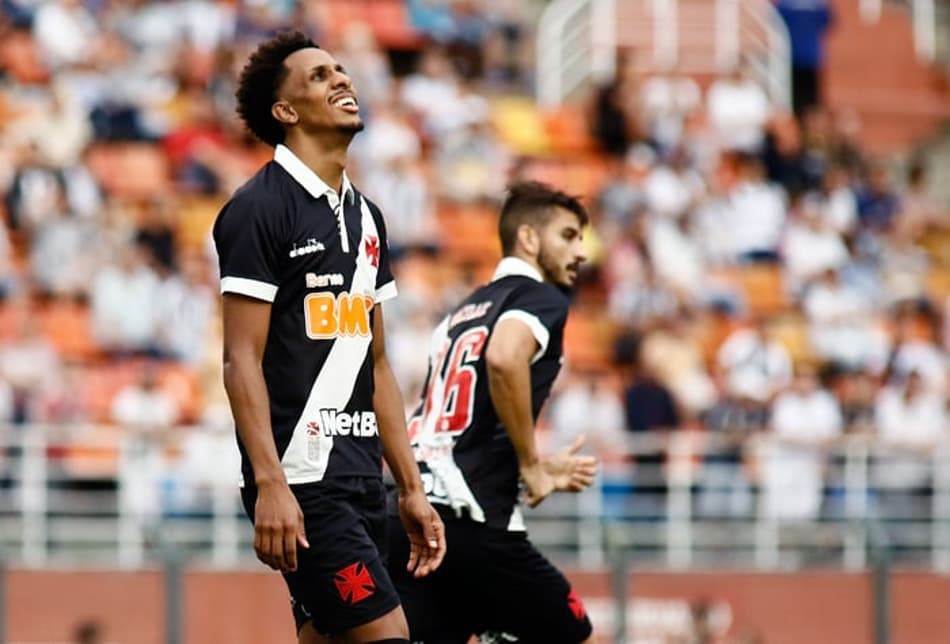 Santos x Vasco - Lucas Mineiro