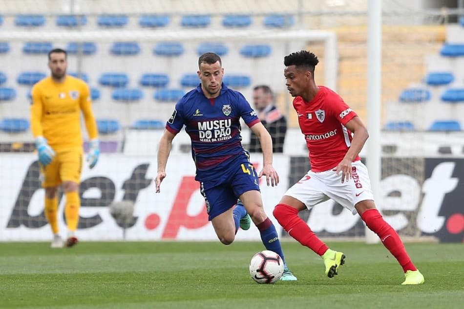 Brasileiros analisam temporada do Santa Clara no Português