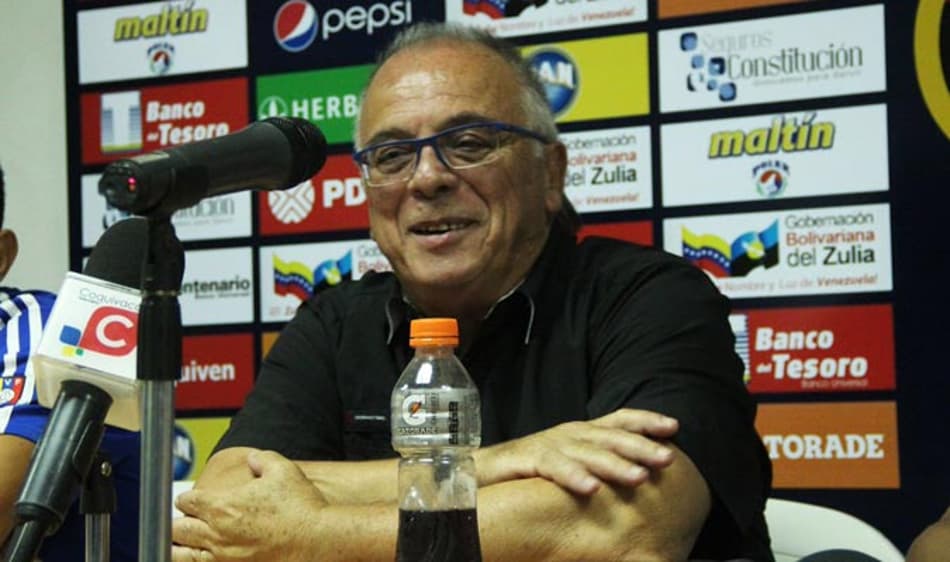 Ídolo na Venezuela, técnico Carlos Horacio Moreno, morre aos 70 anos