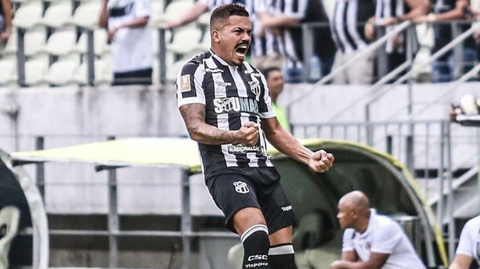 Thiago Carleto é destaque em fundamentos pelo Ceará no Brasileirão