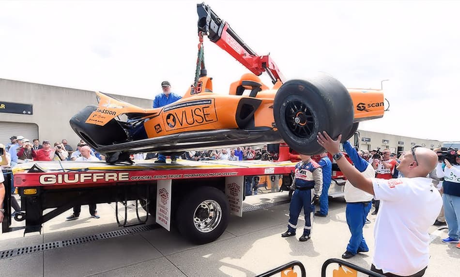 Indy 500: Alonso sai ileso de forte acidente em Indianápolis; veja o vídeo