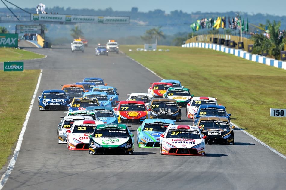 Salas fecha fim de semana 100% com nova vitória na Stock Light