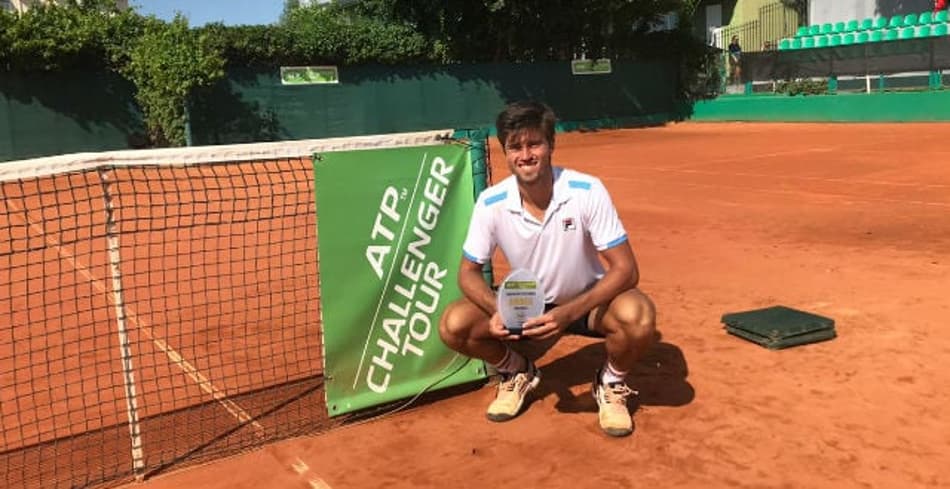 Após título, Menezes dá salto e tem melhor ranking