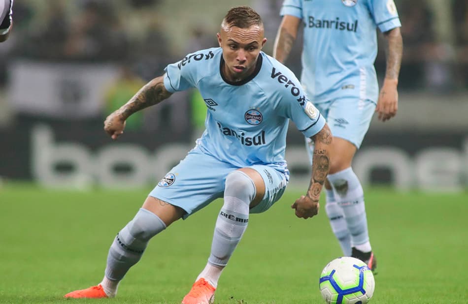 Milan faz proposta por Everton, mas Grêmio não segue com negociação