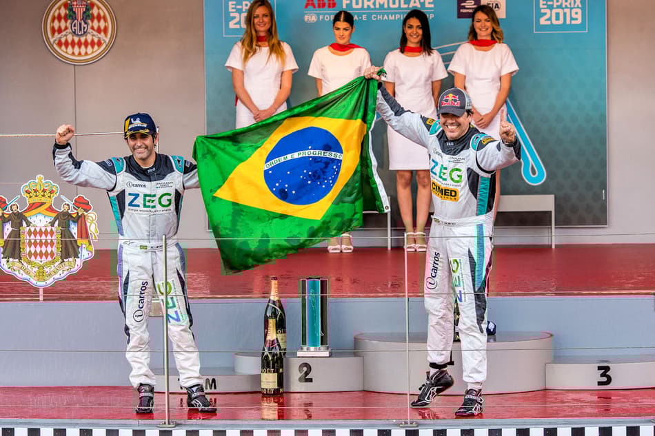 Sérgio Jimenez e Cacá Bueno na luta pelo título inédito do Jaguar I-PACE eTROPHY em Nova York
