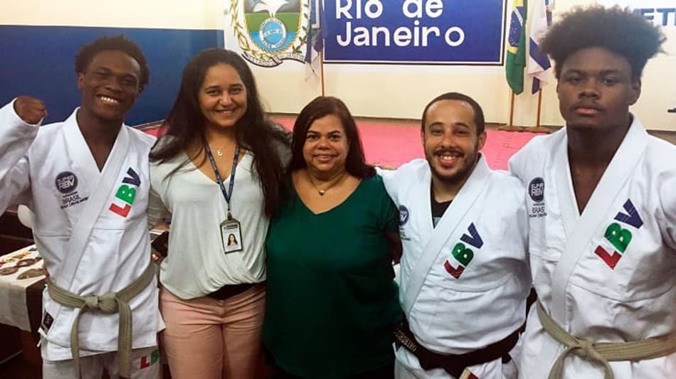 Escola aposta nas artes marcias para ‘resgatar’ alunos faltosos; entenda