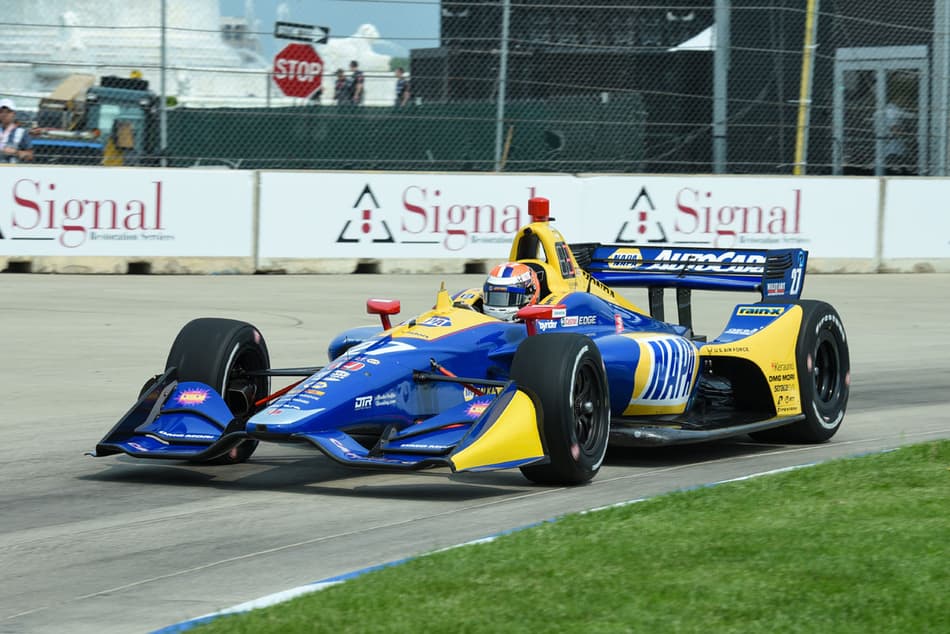 Alexander Rossi larga na pole na corrida um da IndyCar em Detroit; largada acontece neste sábado