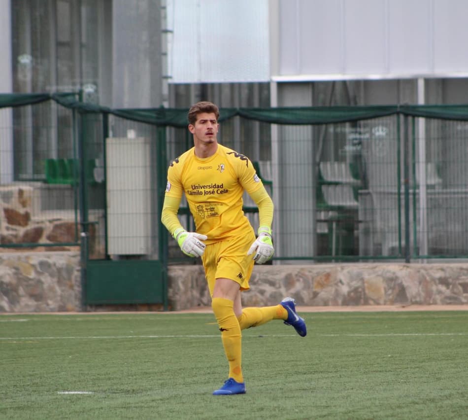 Ex-Internacional, André Grandi fecha contrato com clube espanhol