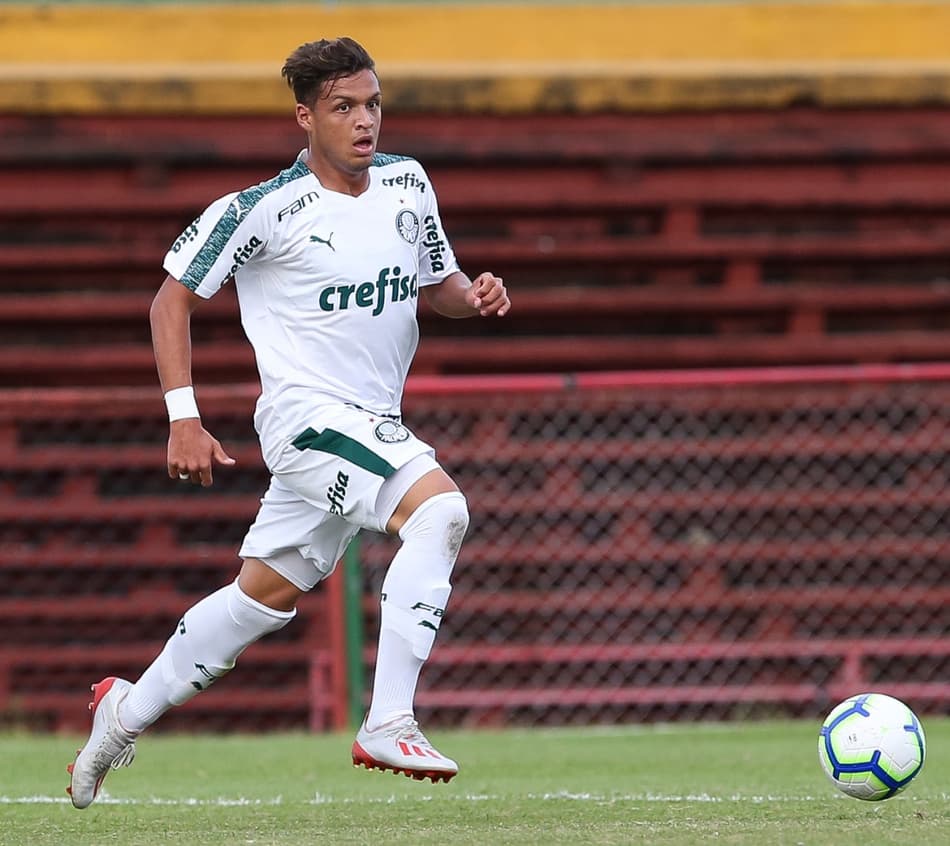Daniel Jr marca pelo Palmeiras sub-17 e enaltece campanha no Brasileiro