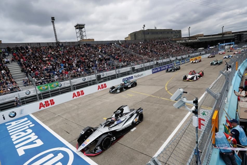 Em novo vídeo, Fórmula E mostra momentos da temporada como Mario Kart