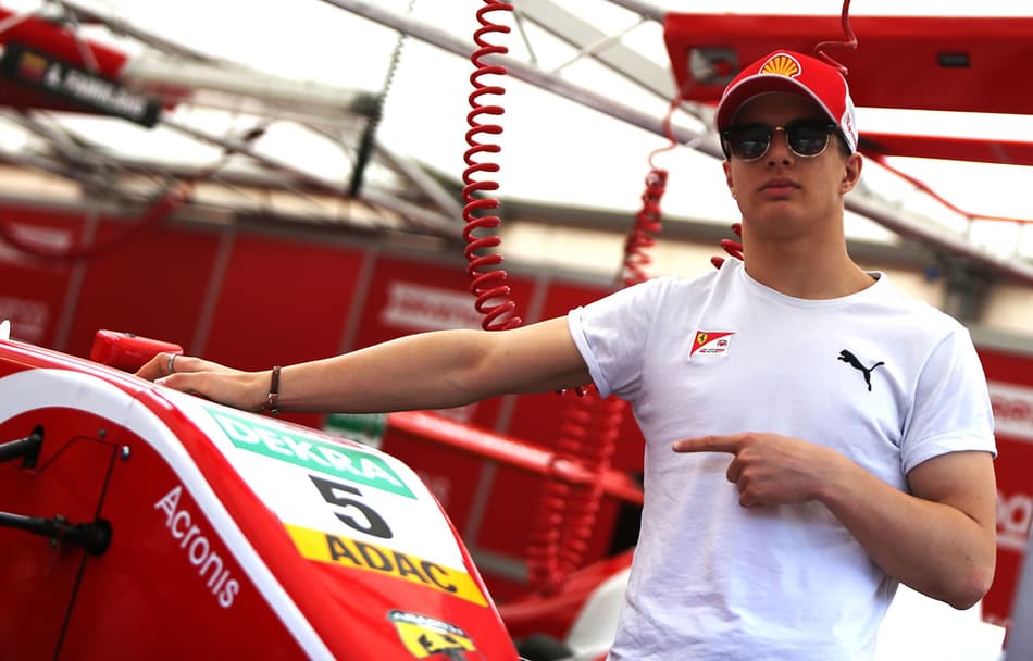 Gianluca Petecof busca seguir na briga pela liderança do alemão de Fórmula 4 em Spielberg
