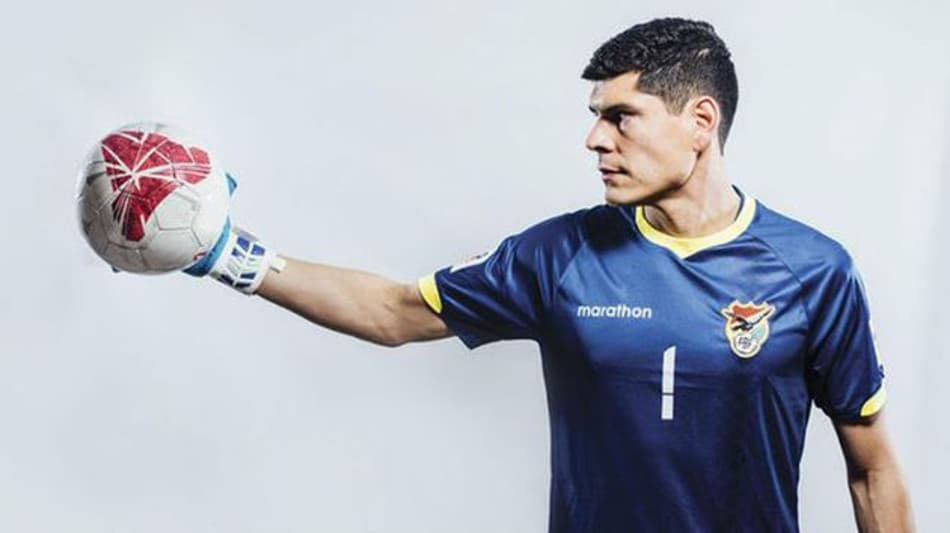 Após se destacar na Copa América, goleiro fecha com clube que está no mata-mata da Liberta