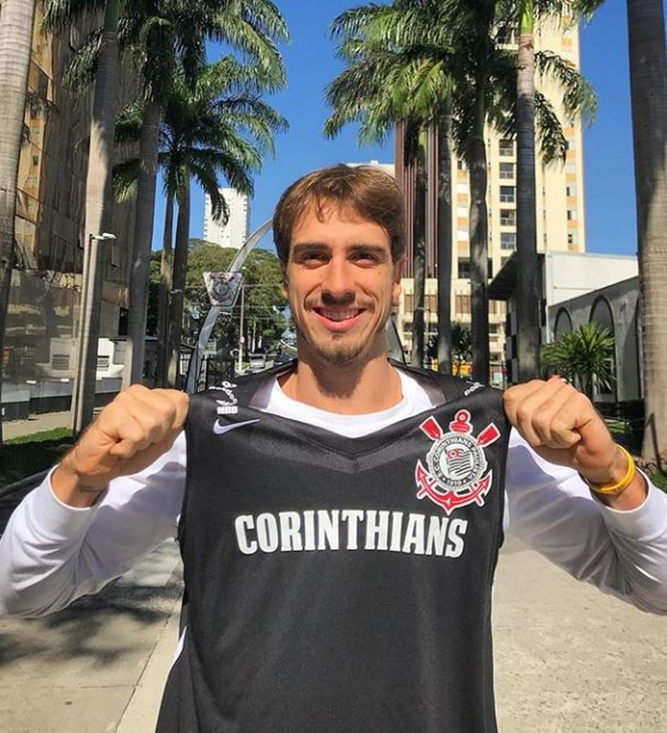 NBB: Corinthians contrata Felipe Vezaro para próxima temporada