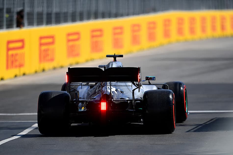 Mercedes bate recorde de todos os tempos da F1 com pole de Hamilton na França